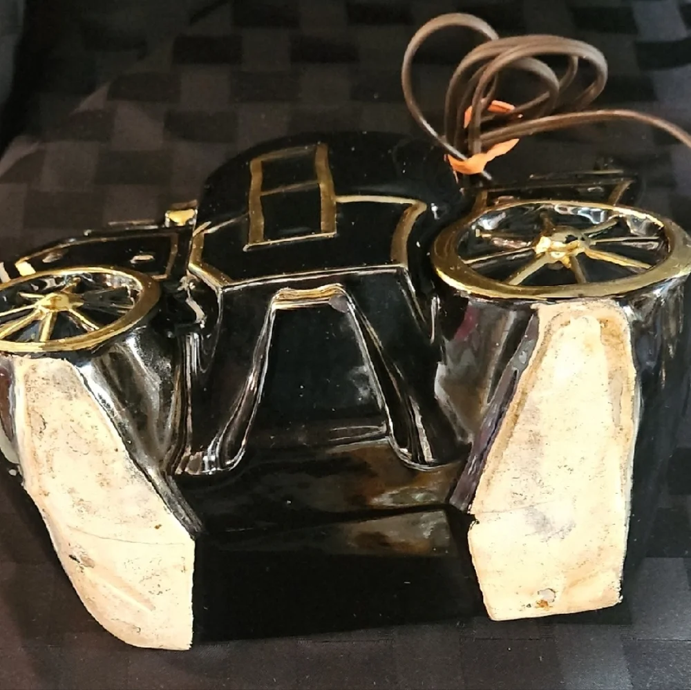 MCM Ceramic Black/Gold Stagecoach Lamp/Planter/Vase, Working & Functional